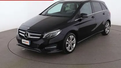 Nero Usata 2016 Mercedes B200 Monovolume | 13.599 € (Buon prezzo)