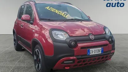 Usata 2024 Fiat Panda Cross Cross Utilitaria | 13.900 € (Buon prezzo)