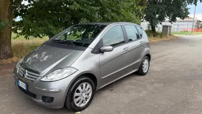 Usata Mercedes A180 Elegance 109 CV (80 kW) 2007 Beige Berlina