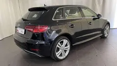 Grigio Usata 2021 Audi A3 Business Tre volumi | 22.900 € (Buon prezzo)