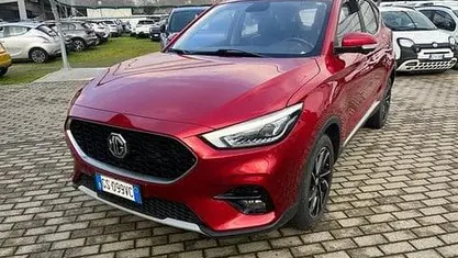 Usata MG ZS Luxury 106 CV (77 kW) 2024 Rosso SUV