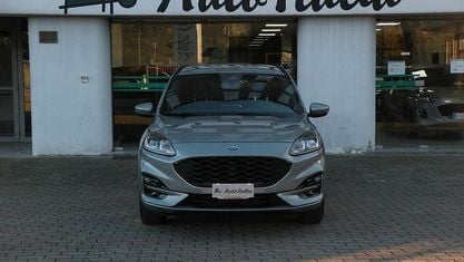 Usado Ford Kuga ST-Line 150 CV (110 kW) 2023 Gris SUV