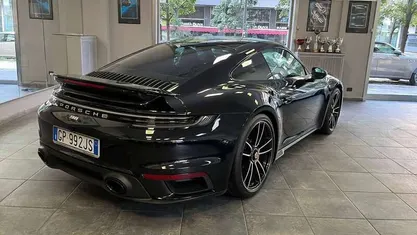 Usata 2023 Porsche 911 Turbo S Coupé | 249.800 €