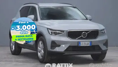 Usata Volvo XC40 129 CV (94 kW) 2024 Grigio SUV