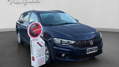 Usata Fiat Tipo Easy 120 CV (88 kW) 2017 Blu Station wagon