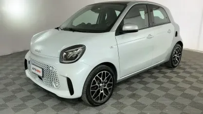 Begagnad Smart ForFour Electric Drive Prime 60 kW (82 HK) 2020 Vit