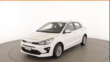 Usata Kia Rio Style 101 CV (74 kW) 2021 Bianco Berlina