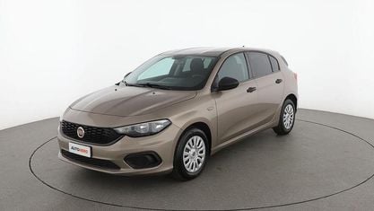 Second-hand Fiat Tipo Mirror 95 CP (69 kW) 2020 Auriu Berlinǎ