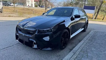 Nero Usata 2025 BMW M5 M Sport Station wagon | 159.000 €