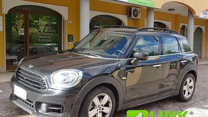Usata Mini One Countryman 102 CV (75 kW) 2020 Nero SUV