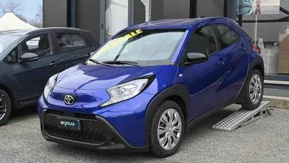 Usata Toyota Aygo X Active 72 CV (52 kW) 2025 SUV