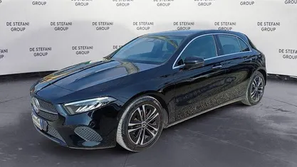 Usata Mercedes A180 Advanced Plus 116 CV (85 kW) 2023 Nero notte Utilitaria