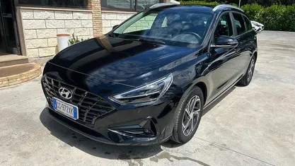 Usata Hyundai i30 Prime 136 CV (100 kW) 2021 Nero Station wagon
