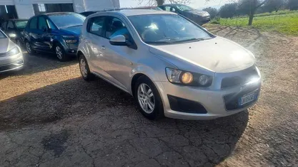 Usata Chevrolet Aveo LT 75 CV (55 kW) 2012 Grigio Berlina