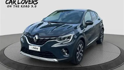 Blu scuro Usata 2023 Renault Captur Techno SUV | 19.990 € (Buon prezzo)