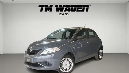 Grigio Usata 2017 Lancia Ypsilon Silver Due volumi | 6400 € (Buon prezzo)