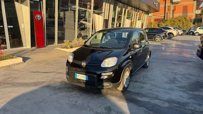 Nero Usata 2023 Fiat Panda Due volumi | 10.900 € (Buon prezzo)