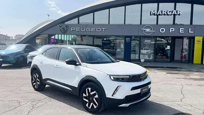 Usata Opel Mokka Elegance 101 CV (74 kW) 2022 Bianco SUV
