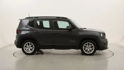 Usata Jeep Renegade Limited 130 CV (95 kW) 2022 Grigiogrigio SUV