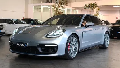 Usata Porsche Panamera S E-Hybrid Sport Turismo 441 CV (324 kW) 2023 Grigio Berlina
