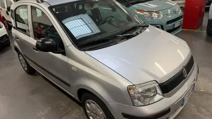 Usata Fiat Panda Emotion 69 CV (50 kW) 2011 Grigio Utilitaria
