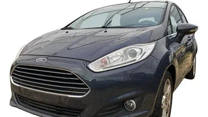 Usata Ford Fiesta 75 CV (55 kW) 2015 Berlina