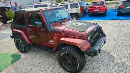 Rosso Usata 2009 Jeep Wrangler Sahara SUV | 18.900 € (Buon prezzo)