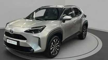 Usata Toyota Yaris Trend 116 CV (85 kW) 2022 Grigio Utilitaria