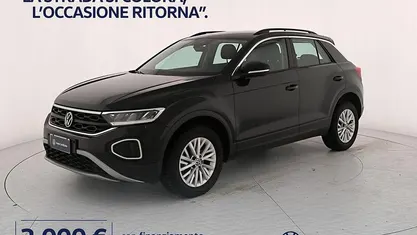 Usata VW T-Roc Life 116 CV (85 kW) 2025 Deep black perlato SUV
