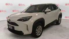 Bianco Usata 2025 Toyota Yaris Cross Active SUV | 22.900 € (Super prezzo)