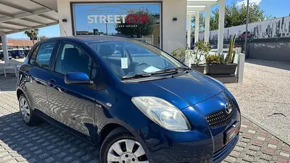 Usata Toyota Yaris Sol 90 CV (66 kW) 2008 Utilitaria