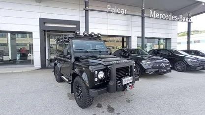 Usata 2015 Land Rover Defender SE SUV | 59.800 €