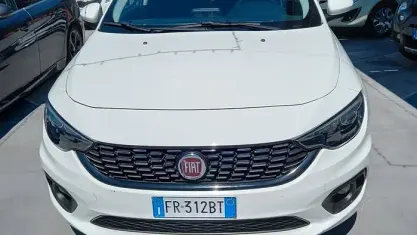 Usata Fiat Tipo Business 95 CV (69 kW) 2018 Bianco Berlina