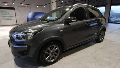 Grigio Usata 2018 Ford Ka Active Tre volumi | 8450 € (Buon prezzo)