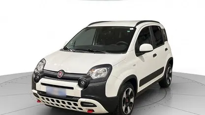 Usata Fiat Panda Cross Cross 70 CV (51 kW) 2024 Bianco Utilitaria