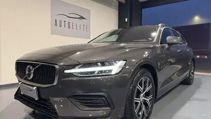 Usata Volvo V60 Core 197 CV (144 kW) 2023 Station wagon