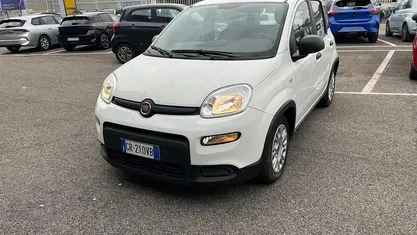 Bianco Usata 2023 Fiat Panda S Due volumi | 9990 € (Ottimo prezzo)
