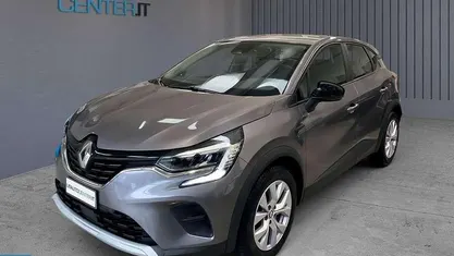Grigio Usata 2022 Renault Captur Business SUV | 16.500 € (Buon prezzo)