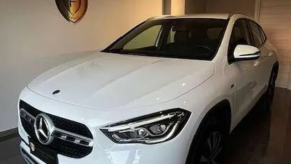 Bianco Usata 2020 Mercedes GLA250 Business SUV | 29.900 € (Super prezzo)