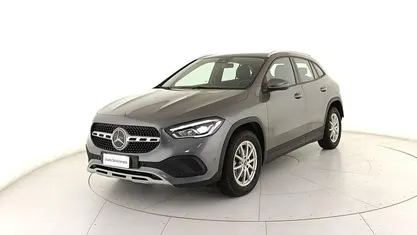 Usata Mercedes GLA200 Business 150 CV (110 kW) 2021 Grigio SUV