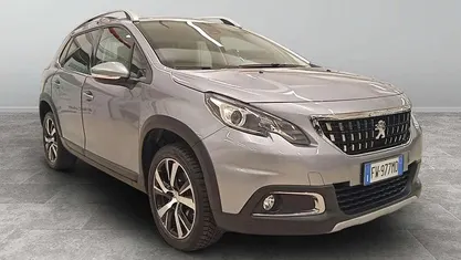Usata 2019 Peugeot 2008 Allure SUV | 12.490 € (Ottimo prezzo)