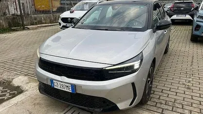 Usata Opel Corsa 110 CV (80 kW) 2025 Grigio Utilitaria