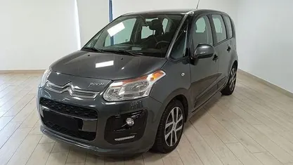 Grigio scuro Usata 2013 Citroën C3 Picasso Seduction Monovolume | 4900 € (Buon prezzo)