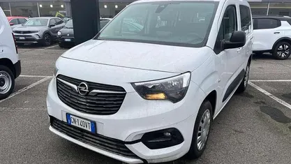 Usata Opel Combo Edition+ 102 CV (75 kW) 2023 Furgone