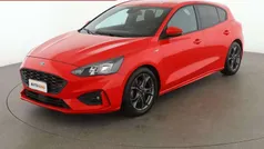 Rosso Usata 2019 Ford Focus ST-Line Tre volumi | 12.199 € (Buon prezzo)