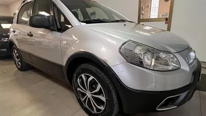 Usata Fiat Sedici Dynamic 120 CV (88 kW) 2011 SUV