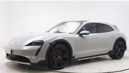 Usata Porsche Taycan Cross Turismo 319 kW (435 CV) 2022 Nero Station wagon