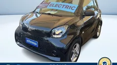 Nero metallizzato Usata 2020 Smart ForTwo Electric Drive Pure Tre volumi | 12.900 € (Buon prezzo)