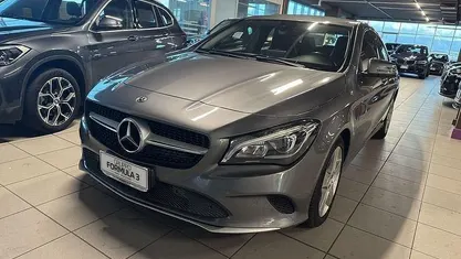 Usata Mercedes CLA200 Executive 136 CV (100 kW) 2019 Grigio Berlina