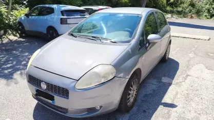 Usata Fiat Punto Evo Active 69 CV (50 kW) 2011 Grigio Utilitaria